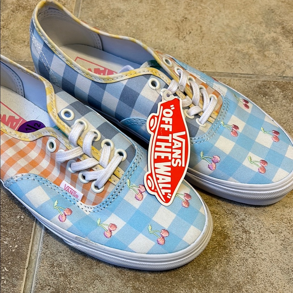 Vans Colorful Cherry Sneaks